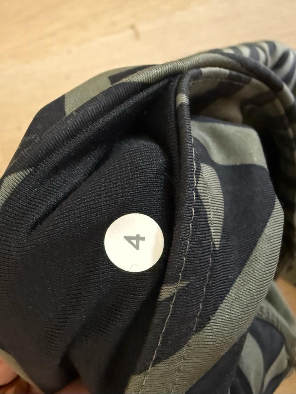 Lululemon RARE Geometric Print Set - Picture 5 of 6
